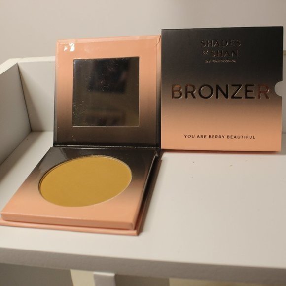 Shades by Shan Bronzer in Walnut - Picture 6 of 11
